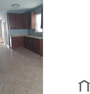 2nd image of 409 N Lawler Ave #1