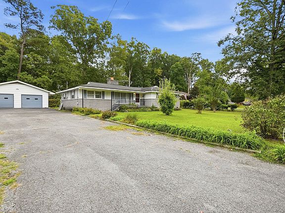 2nd image of 1130 McDonald Dr