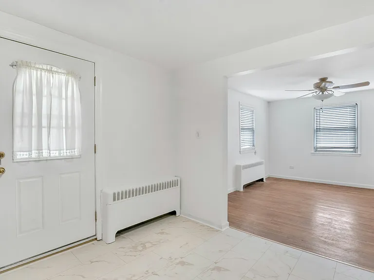 105 Woodside Ave #2 — Photo 10