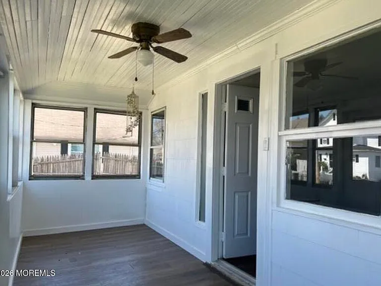 78 Manning Pl — Photo 4