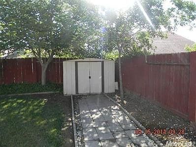 3rd image of 514 Chablis Ct
