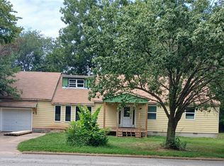 208 Quandt Ave, Springdale, AR 72764