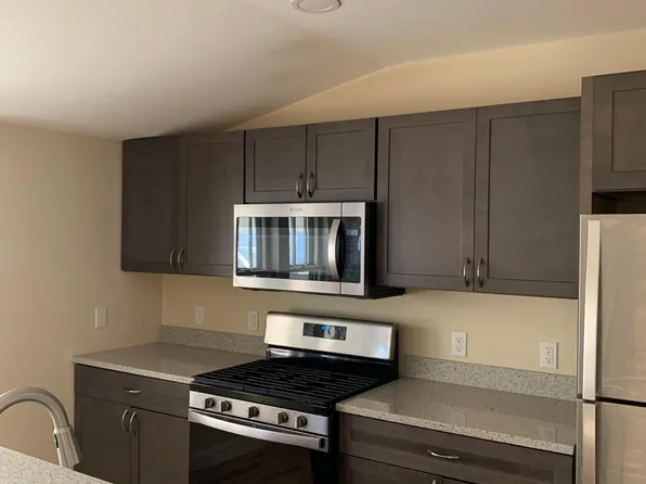 261 S Winooski Ave #2, Burlington, VT 05401