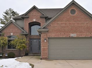 51098 Blue Spruce Dr, Macomb, MI 48042