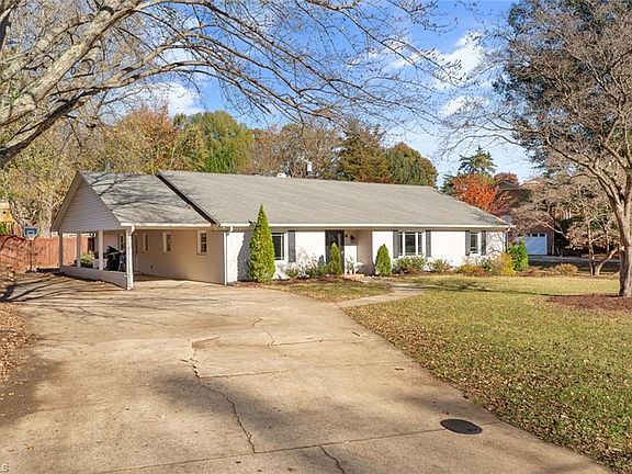 4th image of 3615 Herchel Ln