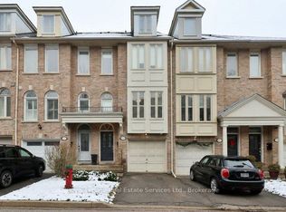 38 Mendota Rd #6, Toronto, ON M8Y1E8