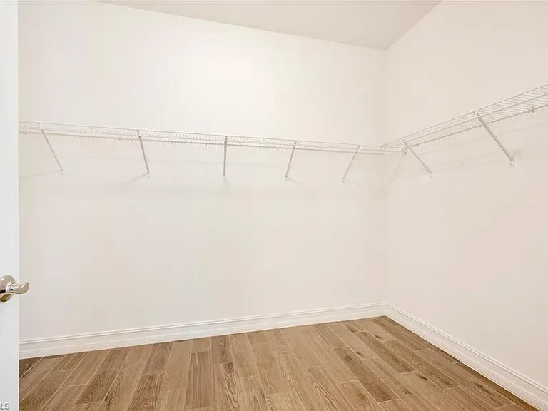 16808 Bay Island Ct — Photo 21