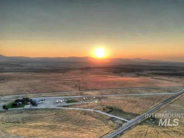 18010 Propeller Ln, Murphy, ID 83650