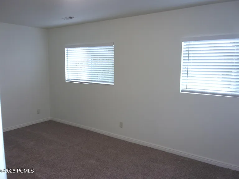 88 E Rainbow Way — Photo 22