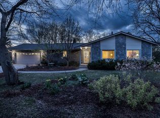 1400 Marigold Cir, Victoria, MN 55386