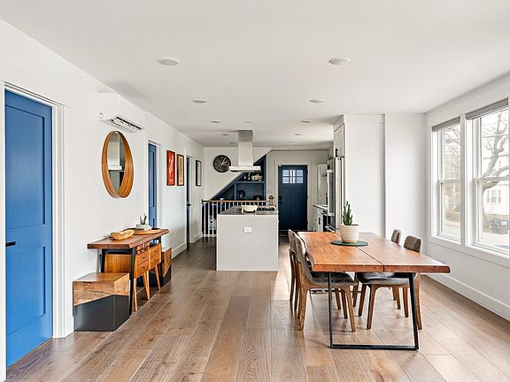4th image of 62 Governor Winthrop Rd #1