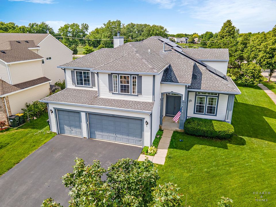 1st image of 521 Winslow Way