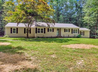 32 Beechwood Dr, Madison, CT 06443