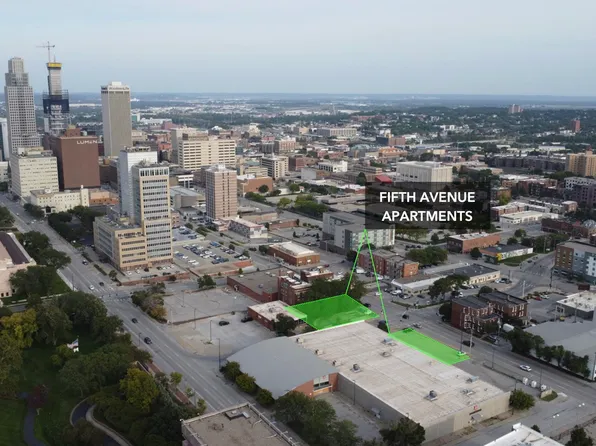 121 S 25th St, Omaha, NE 68131