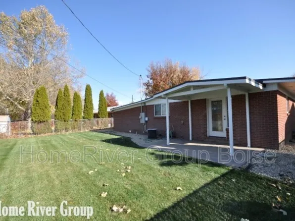 2211 N Raymond St, Boise, ID 83704
