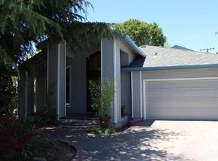 955 Oregon Ave, Palo Alto, CA 94303