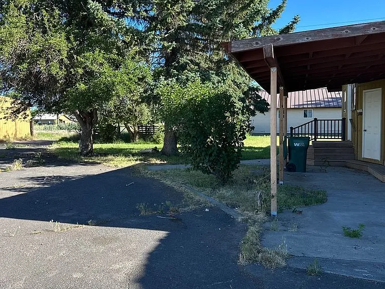 2309 S Malin Rd — Photo 3