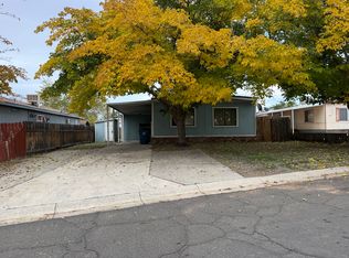 933 Glen Canyon Dr, Page, AZ 86040