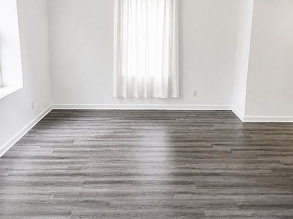 4th image of 1629 Dauner Ave