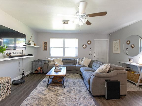 5th image of 1036 NW 5th Ave #B