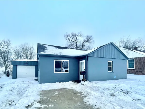 2410 56th St, Des Moines, IA 50310