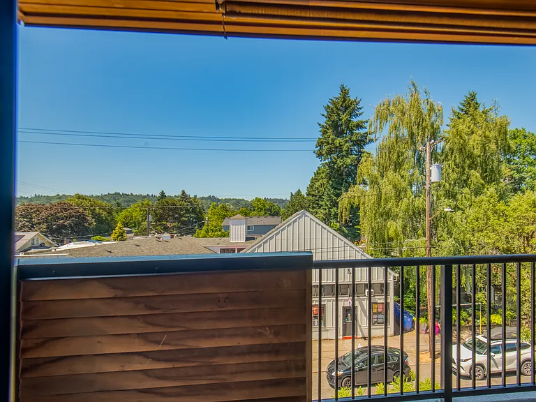 Madison at Sellwood — Photo 32