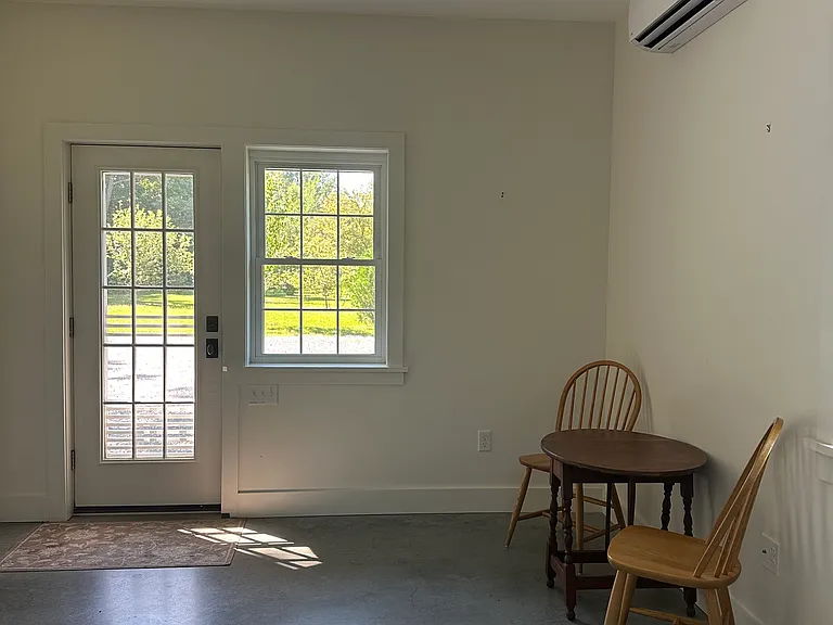 441 W Shore Rd — Photo 27