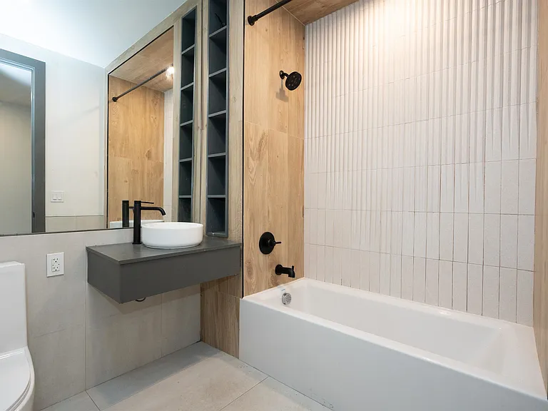 424 Arlington Ave #408 — Photo 12