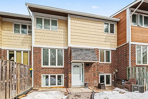 146 Salter Cres Photo 1