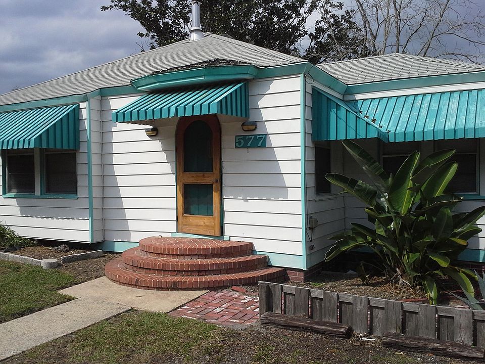 1st image of 577 W 49th St