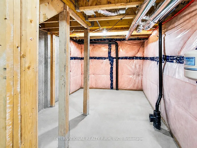 148 Turnberry Ln — Photo 27