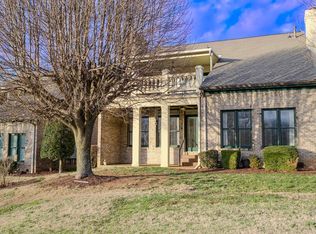 200 Champions Dr, Springfield, TN 37172