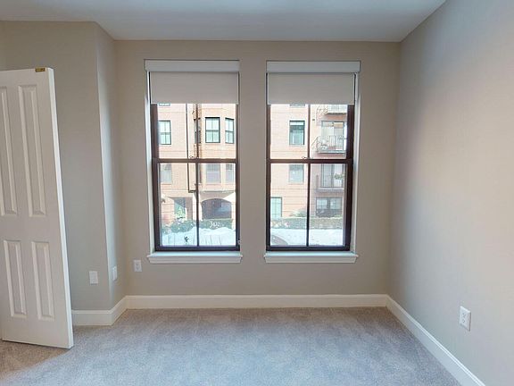 5th image of 17 Harcourt St #50-205