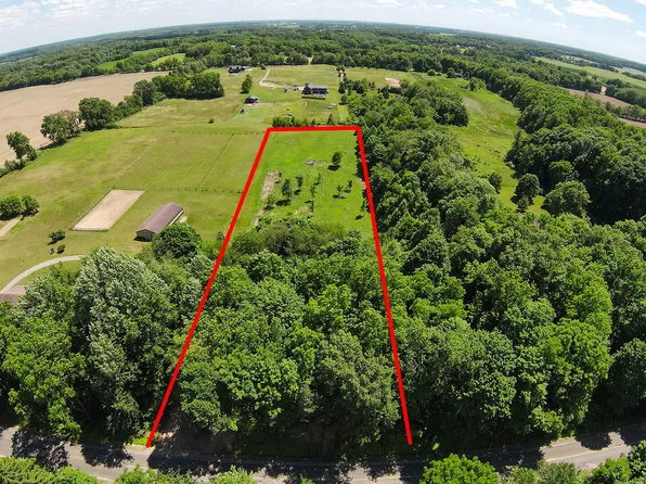 19579 Dutch Settlement St, Cassopolis, MI 49031