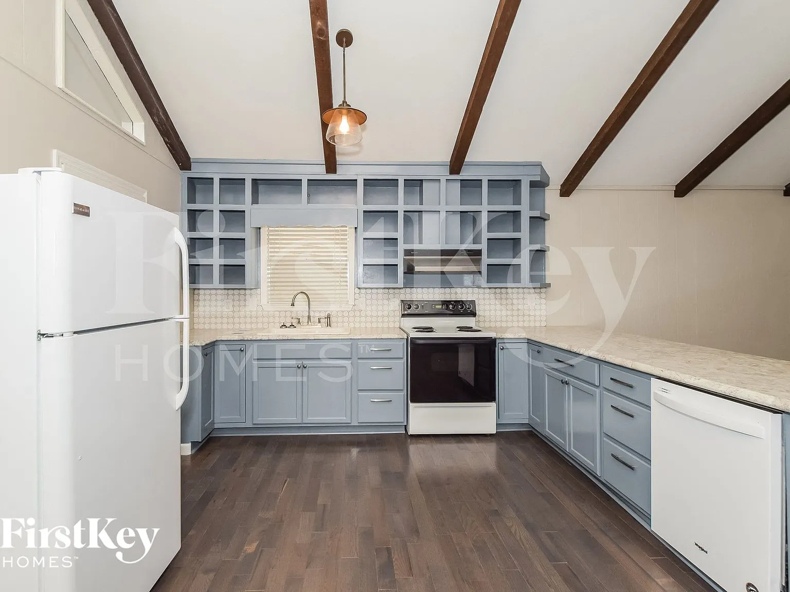 3 bed, 2.5 bath, 1943 sqft, $1,835 — Photo 4