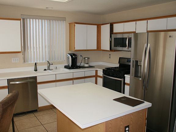 5th image of 4910 Mossbrook Ln