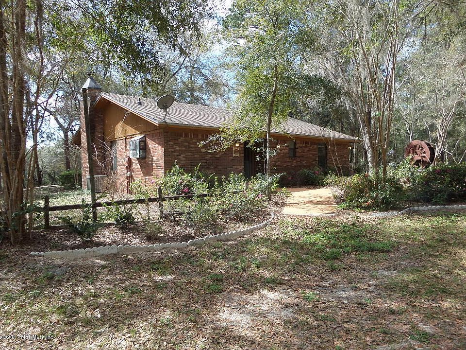1st image of 111 Lake Carleton Dr