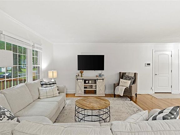 5th image of 8907 Jarboe St