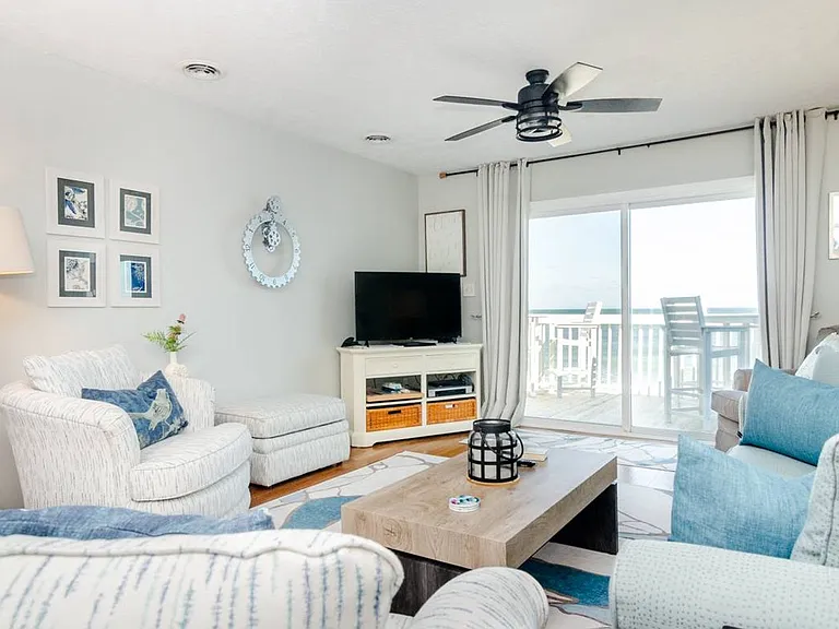 403 Dolphin Ct — Photo 8
