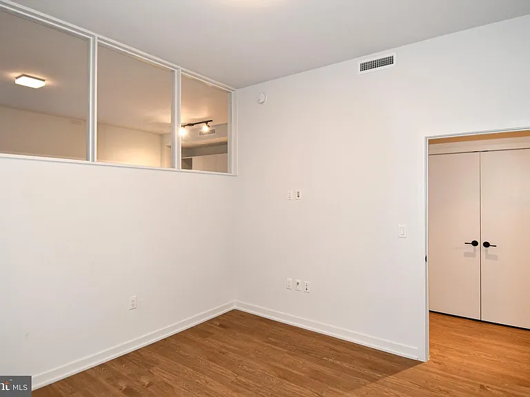 1625 Eckington Pl NE #610 — Photo 20