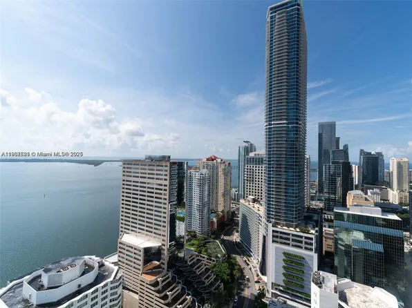 950 Brickell Bay Dr APT 3905, Miami, FL 33131