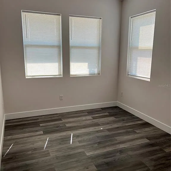 2104 E Columbus Dr #301 — Photo 6