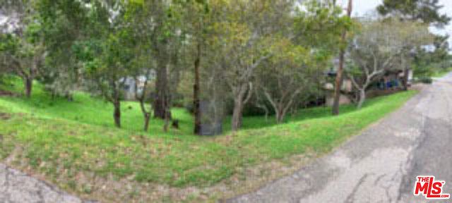 2nd image of 2065 Pierce Ave