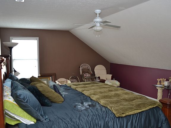 5th image of 3670 Water Mill Ave