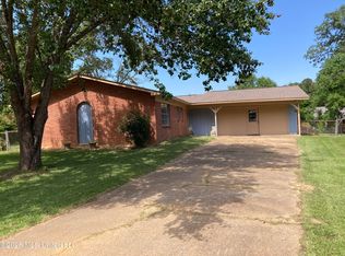 110 Bingo Cir, Pearl, MS 39208