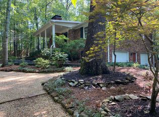 5011 Henson Dr SW, Mableton, GA 30126