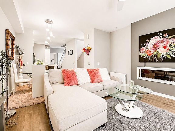 5th image of 694 Hoylake Ave #112