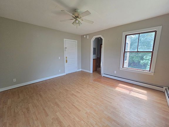3rd image of 271 Nashua St #3