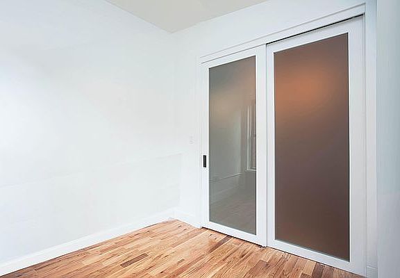 4th image of 472 E 138th St #2A