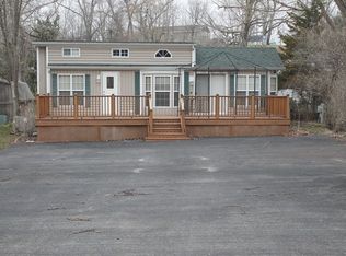 130 Dogwood Ln, Wilmington, IL 60481